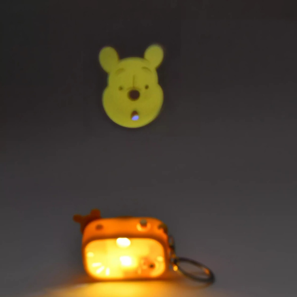Disney store Winnie the Pooh Keychain Light Up Projection Camera