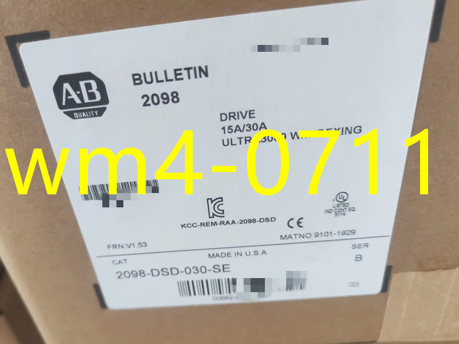 NEW 2098-DSD-030-SE servo motor Free Ship 2098DSD030SE
