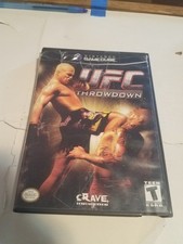 UFC Throwdown - Nintendo GameCube, VG, art light wrinkles, case plastic worn