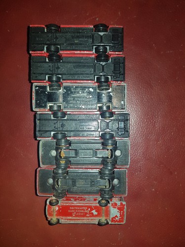 MATCHBOX X 5 BUSSE & CORGI X 2 BUSSE ZUM RESTAURIEREN....