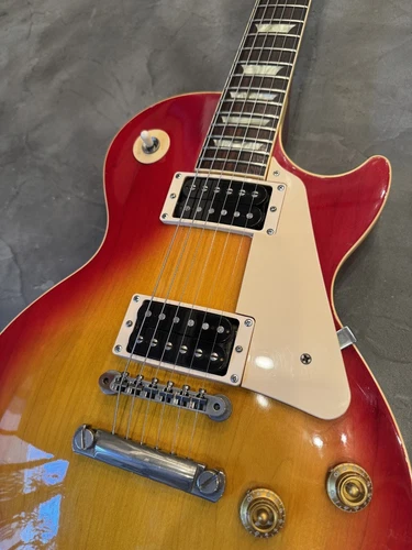 Gibson 1996 Les Paul Classic Cherry Sunburst