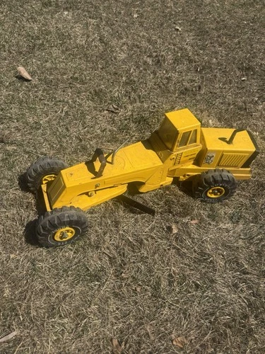 Tonka Turbo Diesel Road Grader Pressed Steel XMB-975 With Swing Plow/Underbelly