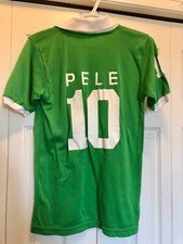 Le club renaît : le maillot domicile du New York Cosmos 2026 est sorti