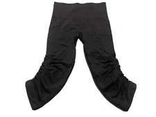 Women's Lululemon Ebb and Flow Crop Size 2 Black