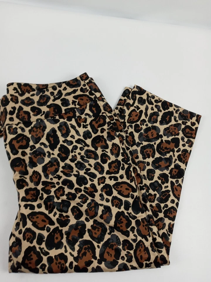 Pantalones Worthington Mujer Talla 8 Estampado Lepoardo Recortados City Chic Foto 4 de 4