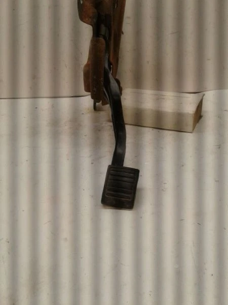 Аварийный тормоз 08-13 SILVERADO 2500 В СБОРЕ С КРЕПЛЕНИЕМ - Изображение 3 из 4