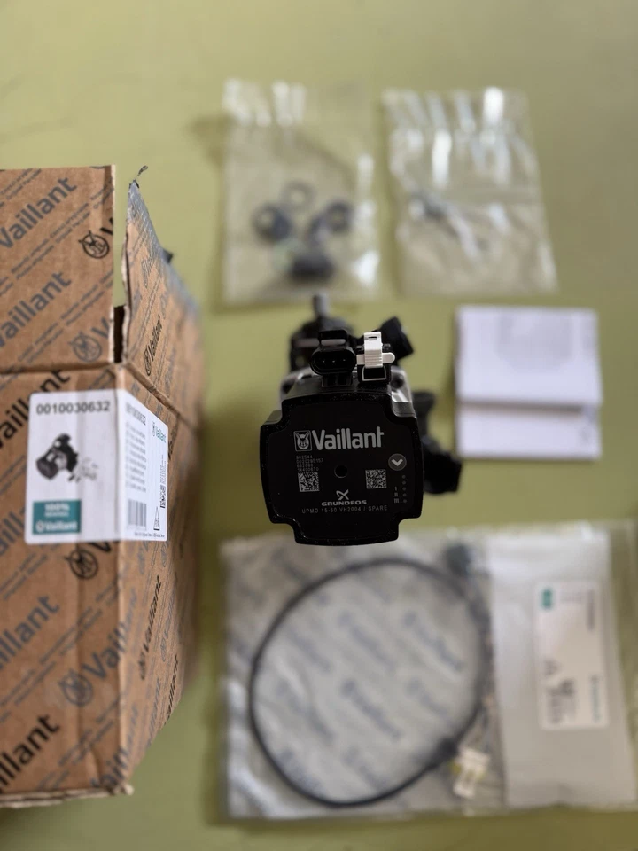 Vaillant High-efficiency Pump Vaillant (0010030632)
