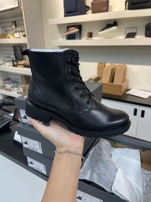 Brand New! Ecco s Women Black Boots! Size 38
