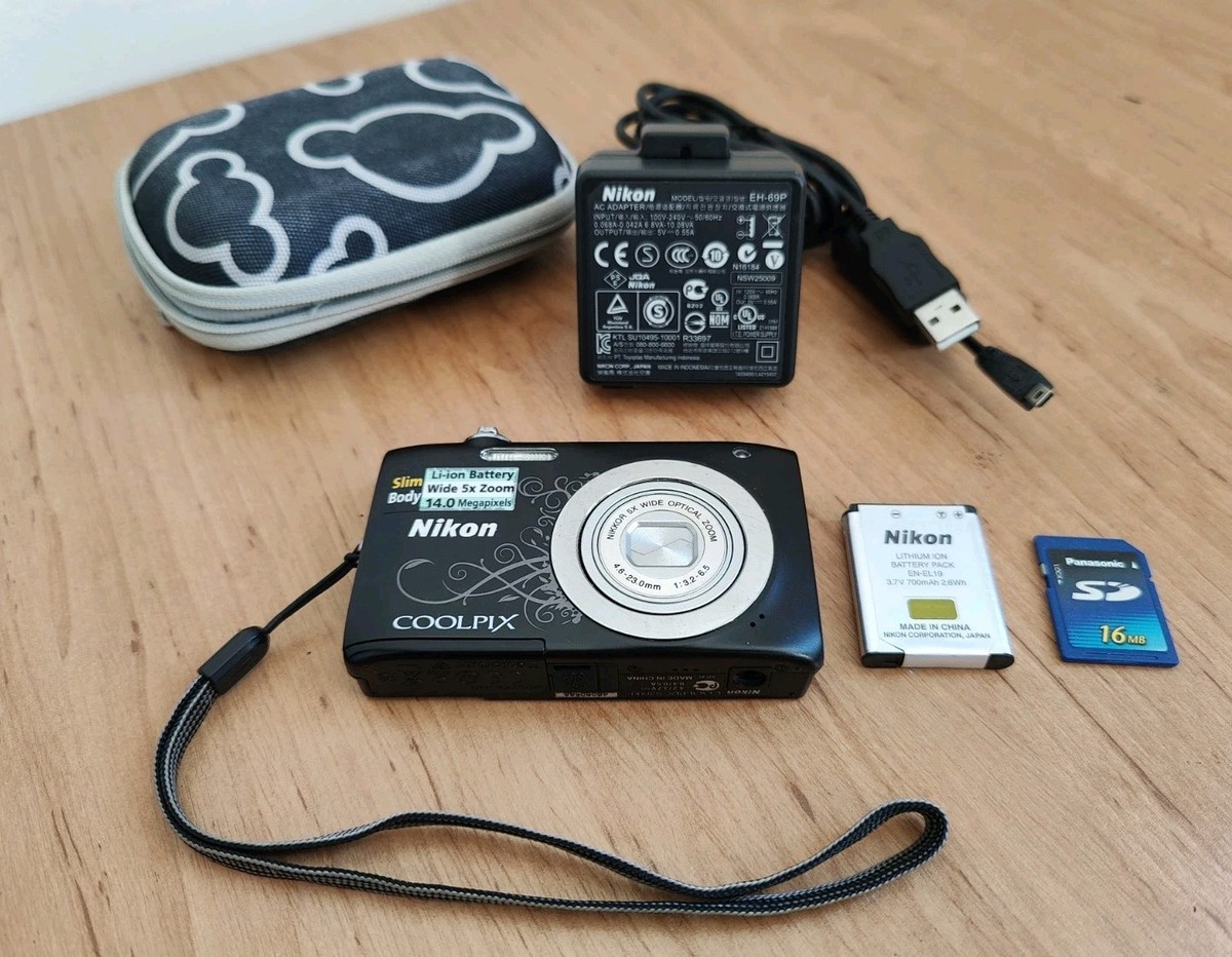 Nikon COOLPIX S2600 14.0MP Digital Camera - Black for sale
