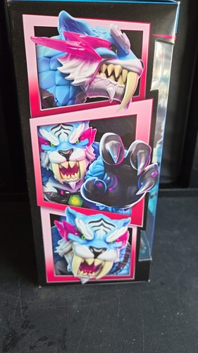 Mr Beast Lab Panther 6.5" Collector Figure Mystery Rare White - Picture 3 of 4