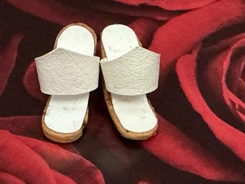 Vintage Barbie #963 Resort Set #975 Winter Holiday WHITE CORK WEDGIES * SHOES