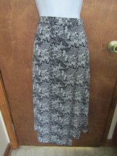 NWOT Womens Sag Harbor Black  White Floral Uneven Hem Skirt Size 14