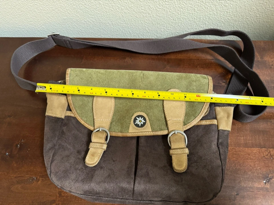 Bandolera Sherpani Trevina verde y marrón Foto 3 de 4