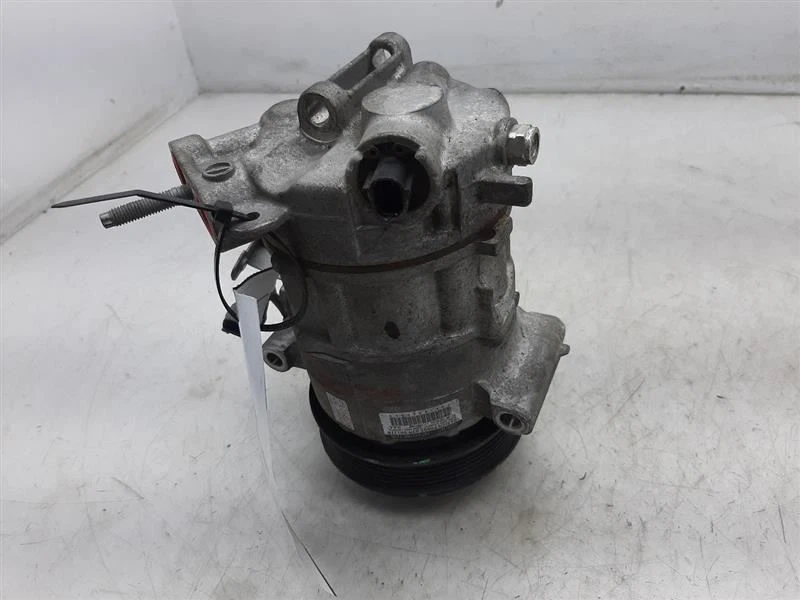 Compresor de aire acondicionado ID motor ED8 Pzev 14-16 Dodge Dart 68193950AA Foto 3 de 4