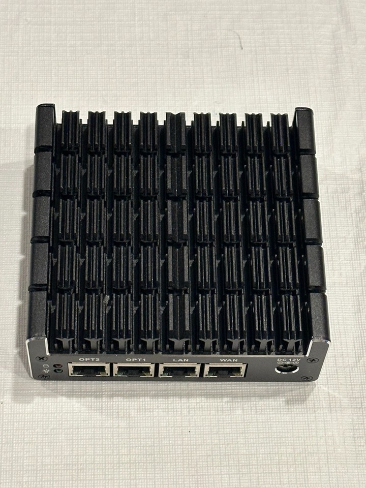 4-port-protectli-vault-fw4b-0-8-120-firewall-ebay