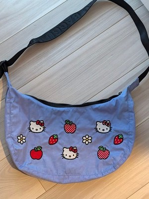 BAGGU Hello Kitty Crescent Crossbody Bag M Size Sanrio Limited Edition