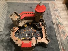 Playmobil "Löwen-Ritterburg" mit zusätzlichem Zubehör