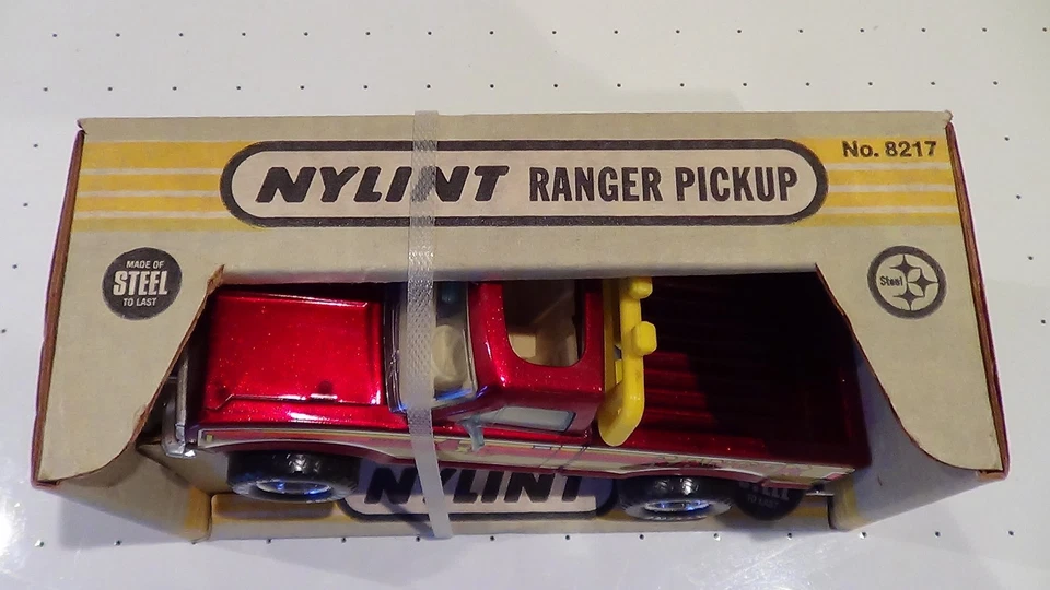 1984 85 86 vintage NYLINT 8217 Ford Ranger 4x4 pickup truck wheelie box - Image 2 of 4