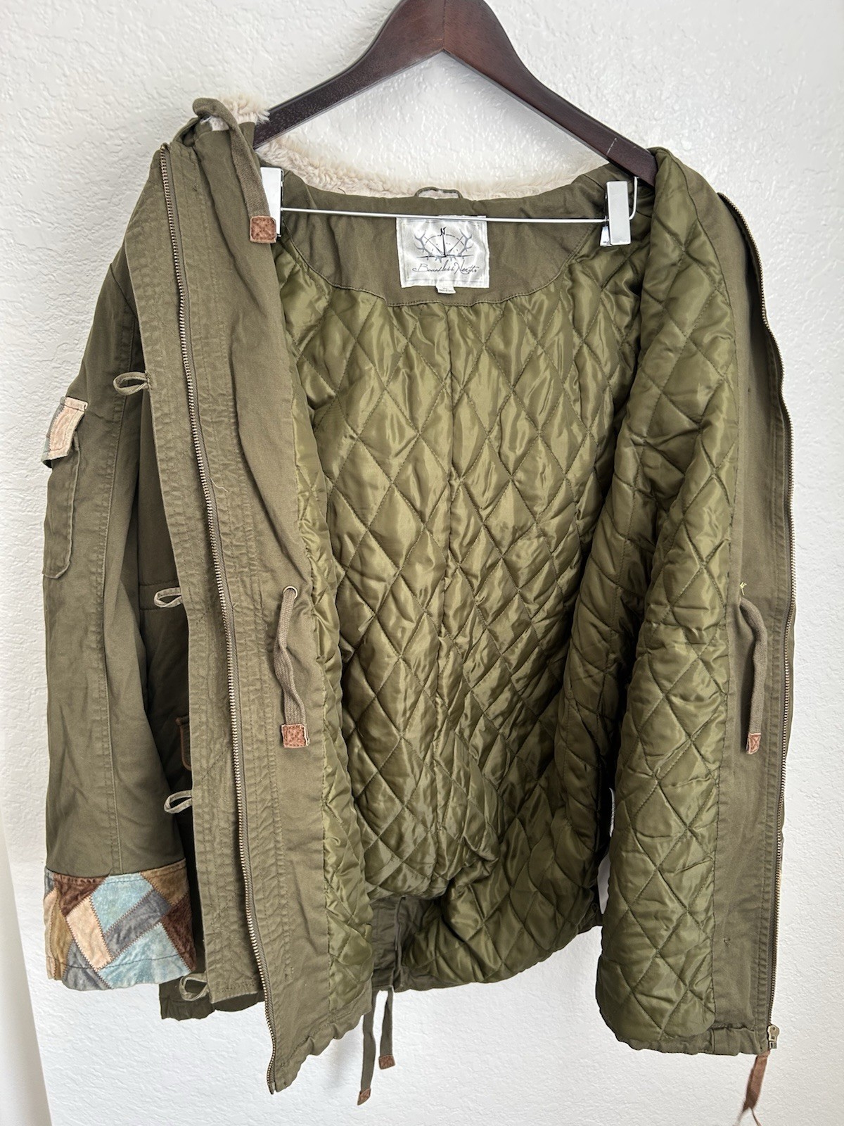 Boundless North Olive Patchwork Leather Trim XL Q… - image 7