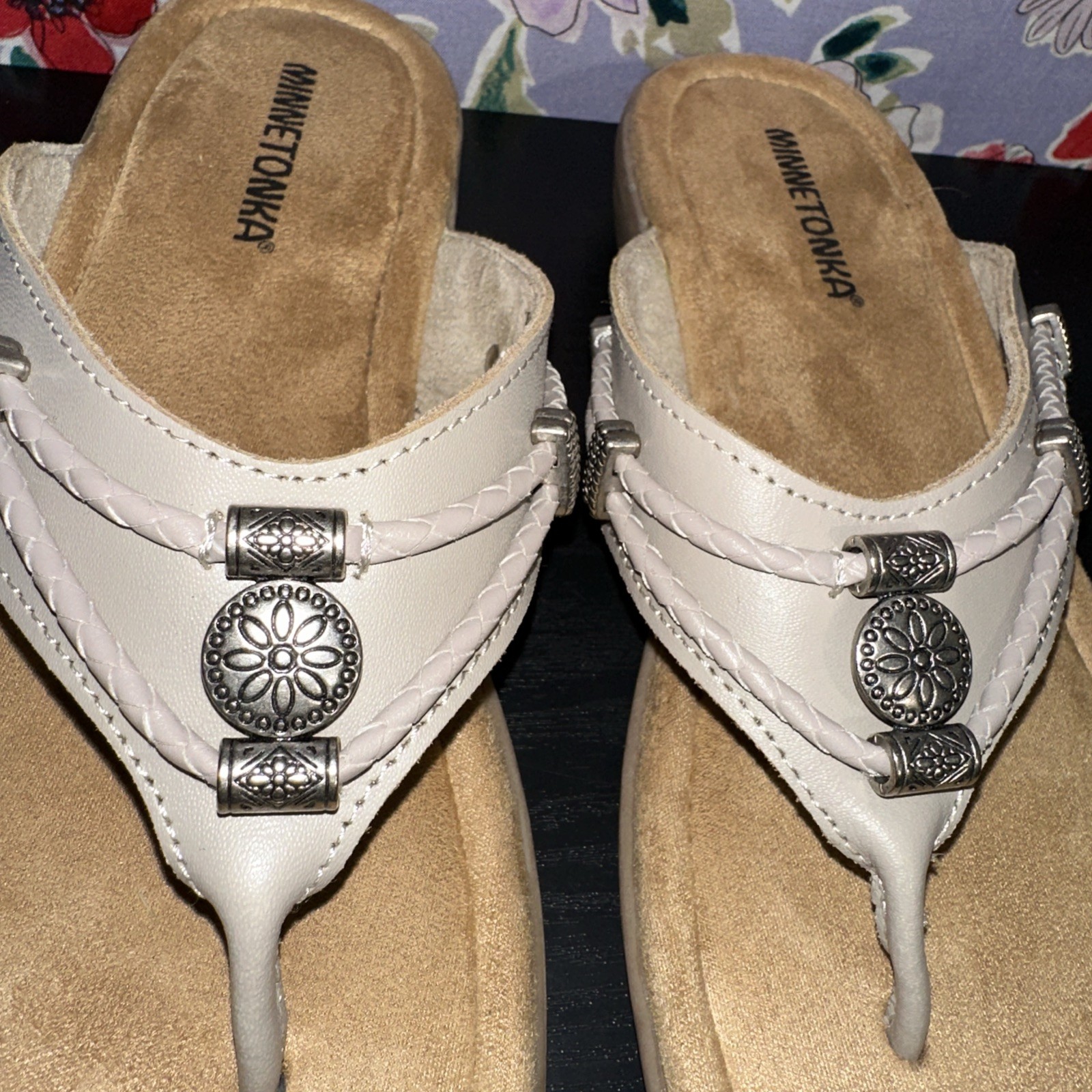 APL Minnetonka 9M Sandali infradito donna Silverthorne 360 tanga Beige