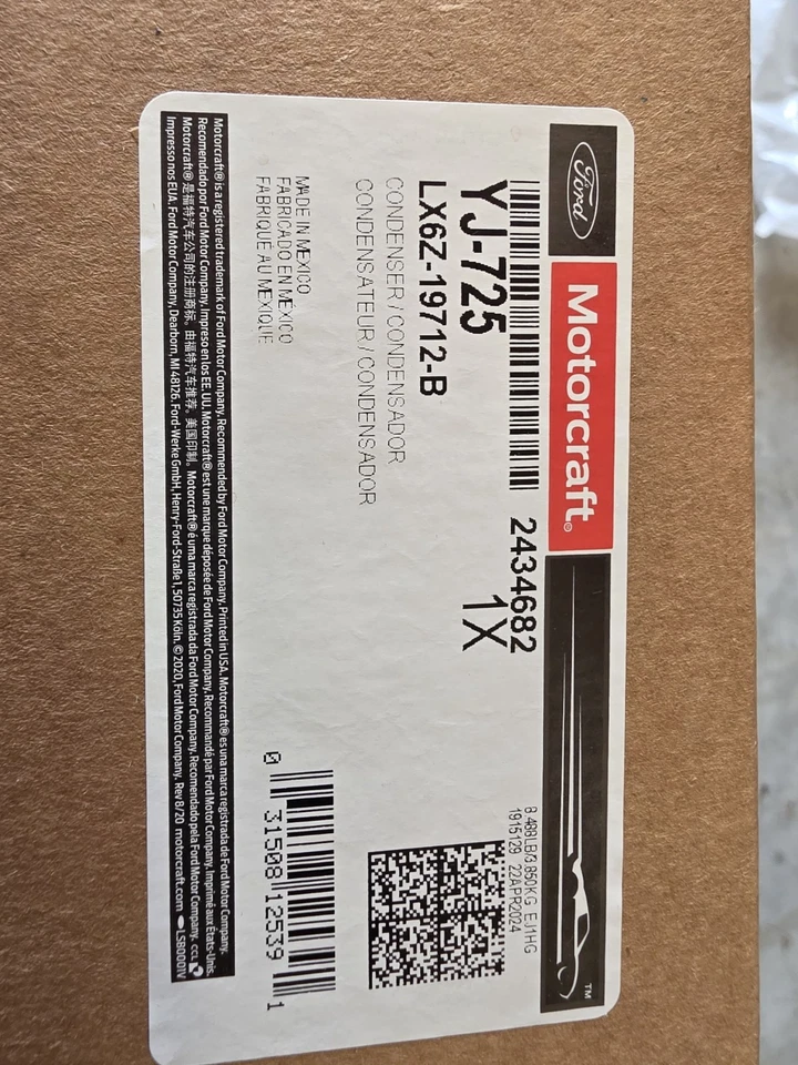 Condensador de aire acondicionado Motorcraft YJ-725 Foto 3 de 3