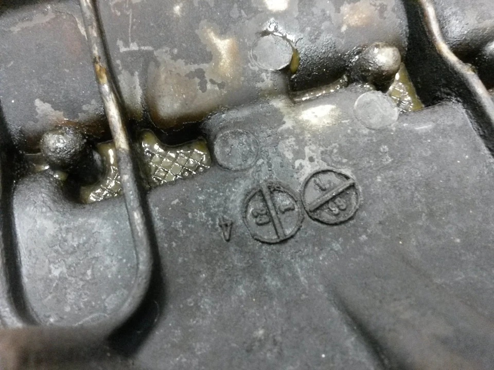 Tampa da válvula esquerda para 98-00 Mercedes-Benz C280 2.8 A1120160205 - Imagem 3 de 4