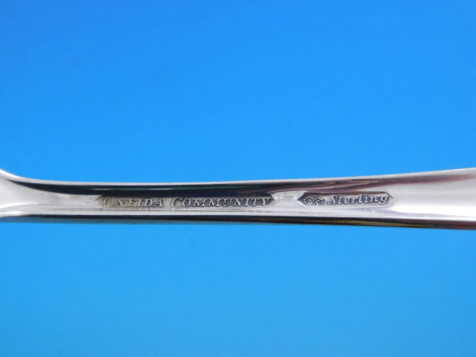 Ajuste(s) de lugar de tamaño regular de plata esterlina Engagement by Oneida 4 piezas Foto 3 de 4