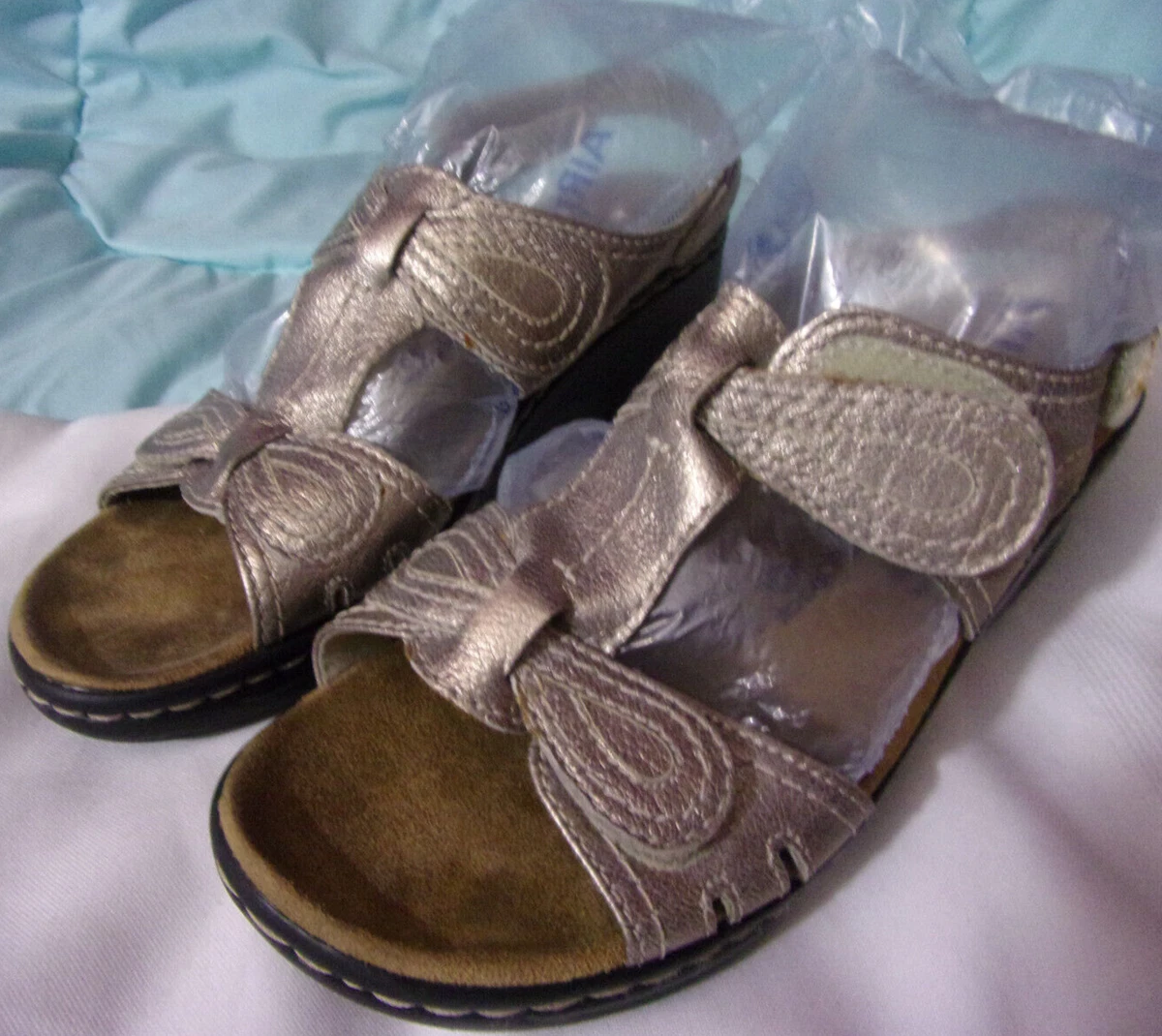 Clarks lexi hotsell walnut