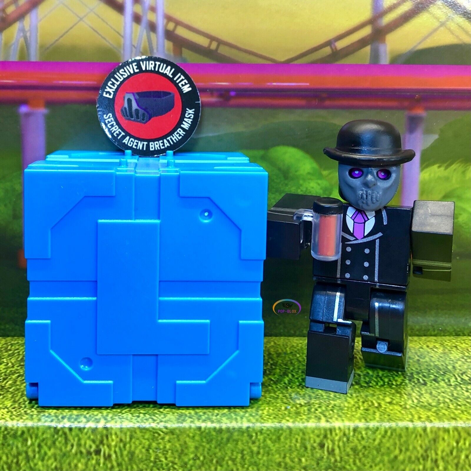 2017 ROBLOX Blind Box BOY GUEST & SHARKSIE Figures Virtual Game Code &  Boxes