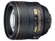 Nikon AF-S NIKKOR 85 mm 1:1,4 G - extrem lichtstarkes Profi-Portraitobjektiv
