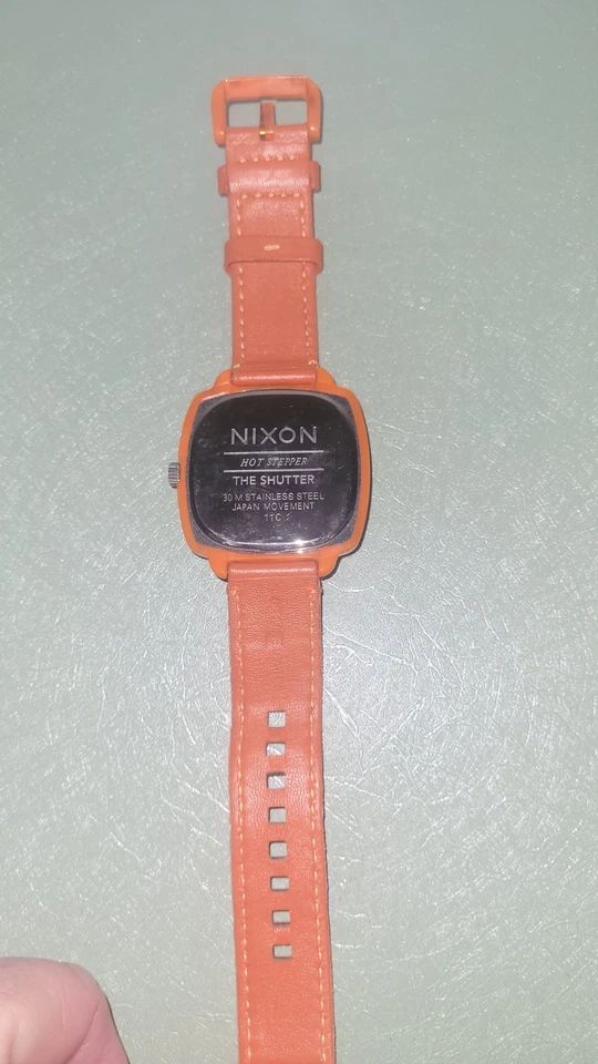 Todo Naranja Nixon Hot Stepper The Shutter Reloj Correa de Cuero Cara Cerámica Foto 2 de 4