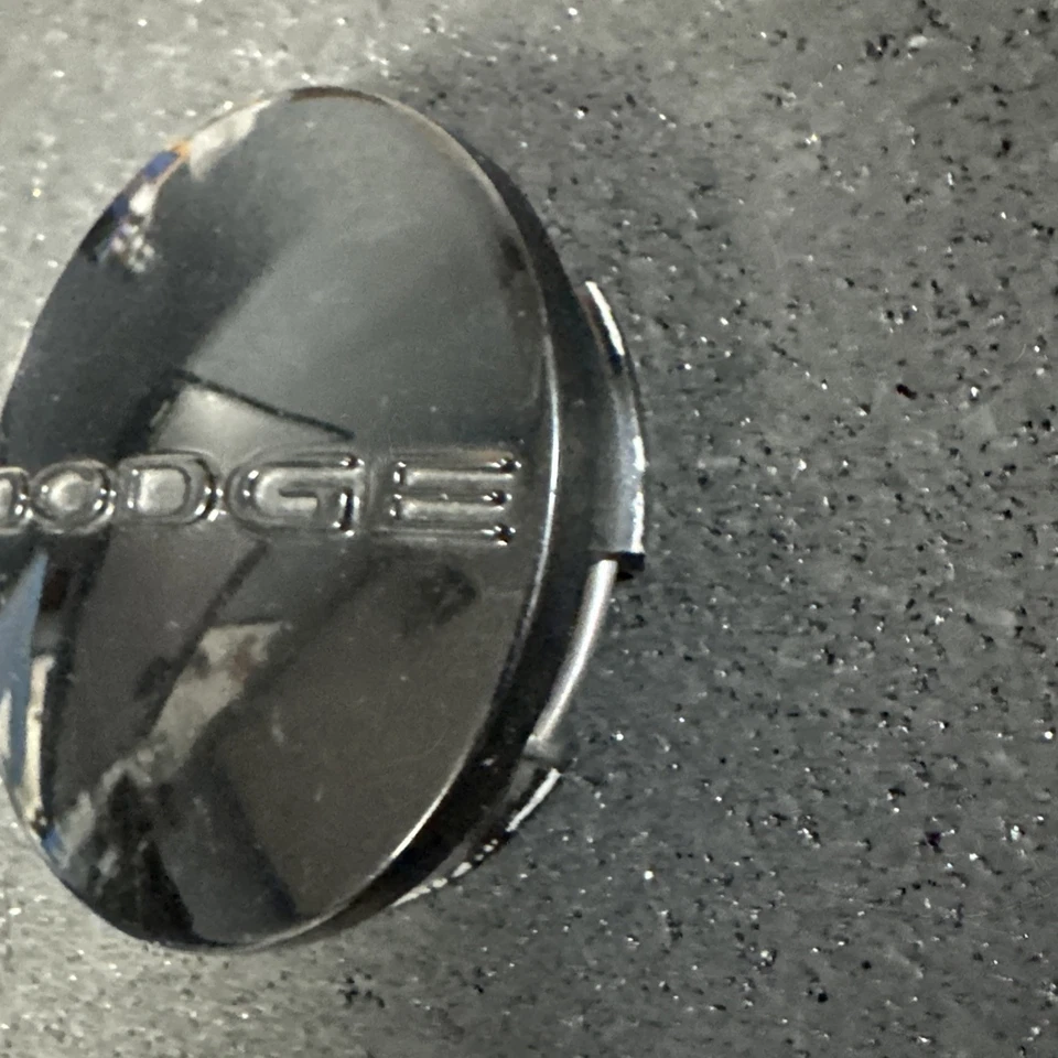 DODGE BLACK CHALLENGER CHARGER DART DURANGO OEM WHEEL CENTER CAP 1SK35TRMAA #A-1 - Image 3 of 4
