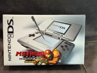 NEW SEALED Metroid Prime Nintendo DS Hunters handheld Game Console Bundle Silver