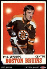 1970 Topps #11 Phil Esposito Bruins 1 - POOR