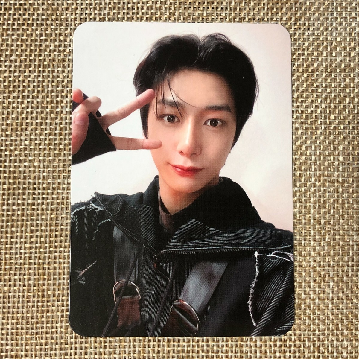 MONSTA X HYUNGWON [ No Limit ] Official Photocard, Mini Album Ver