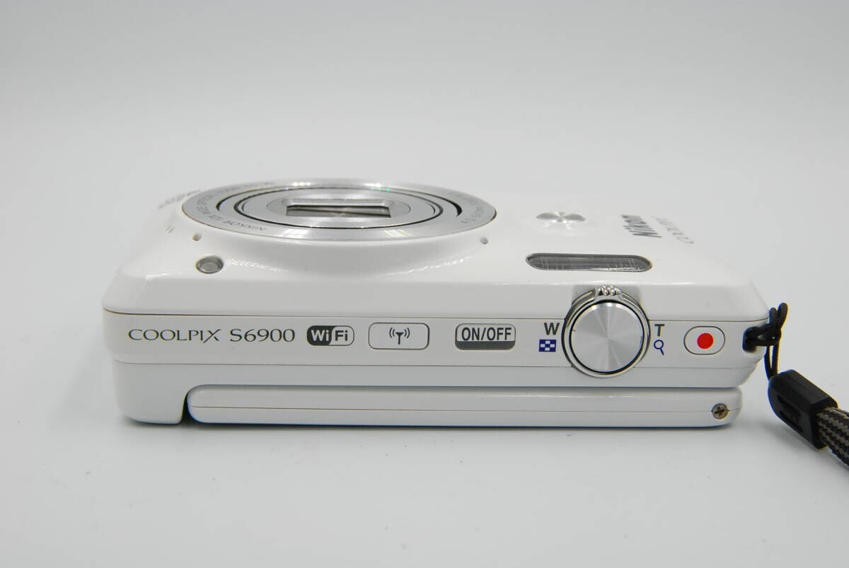 【動作確認済・美品】Nikon COOLPIX S6900 ホワイト Nikon Coolpix S6900 White Digital Camera | eBay
