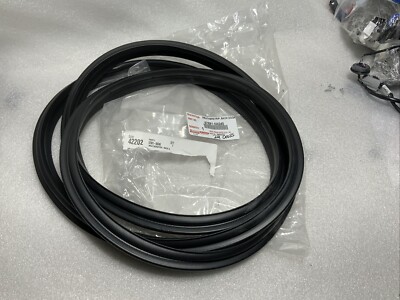 Gジー 67881)バックドア ウエザストリップ トヨタ トヨタ純正品番先頭67