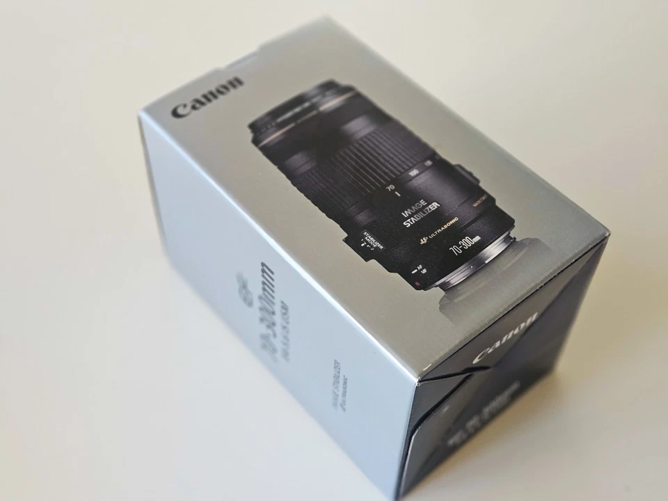 CANON EF 70-300 MM - IS USM - ULTRASONIC - COMME NEUF - AS NEW - Photo 1/4