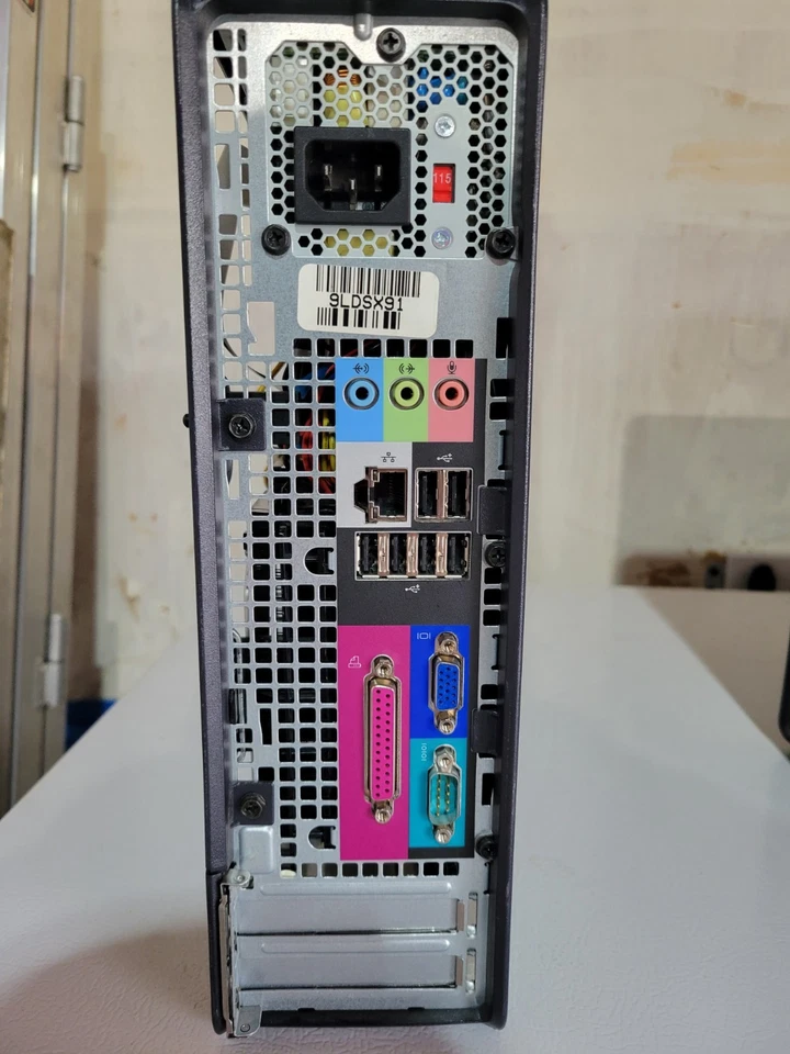 Computadora de escritorio Dell OptiPlex GX620 Intel Pentium D, 1 GB de RAM, 80 GB de almacenamiento Foto 3 de 4