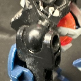 LEGO BIONICLE: Phantoka Vamprah (8692) Missing  Hand, Hook and Book 1181