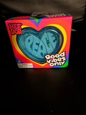 Authentic Schylling Needoh Blue  Peace  Good Vibes Only Heart - NIB - On Hand  