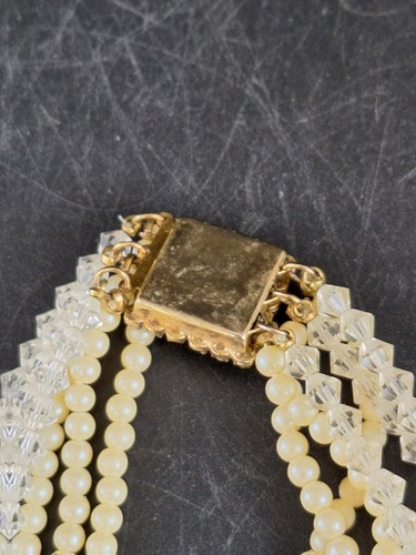 Vintage Pearl Bead And Rhinestine Multi Strand 21" Necklace And 7" Bracelet Set - Picture 7 of 12