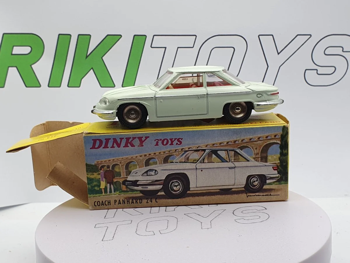Panhard 24C Dinky Toys 1/43 With Box