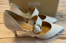 michael michael kors estelle kitten pump