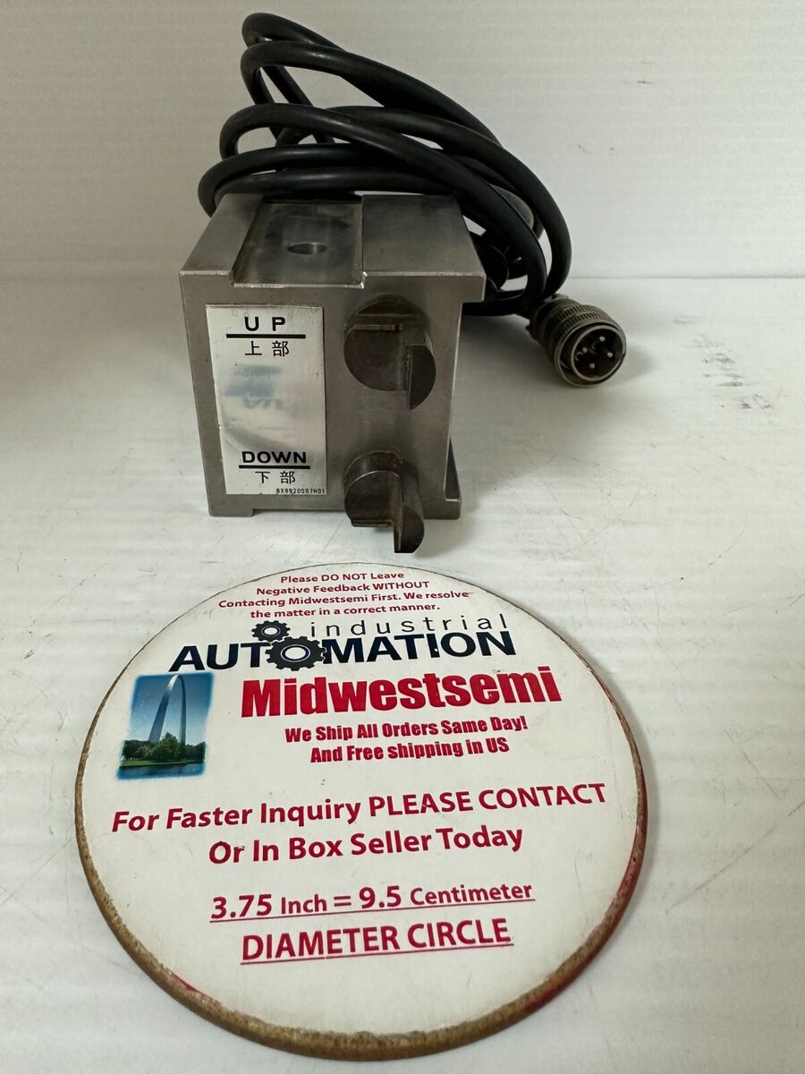 MITSUBISHI BX992D597H01 WIRE ALIGNMENT BLOCK 4 PIN CONNECTOR MITSUBISHI BX992D597H01 WIRE ALIGNMENT BLOCK 4 PIN CONNECTOR