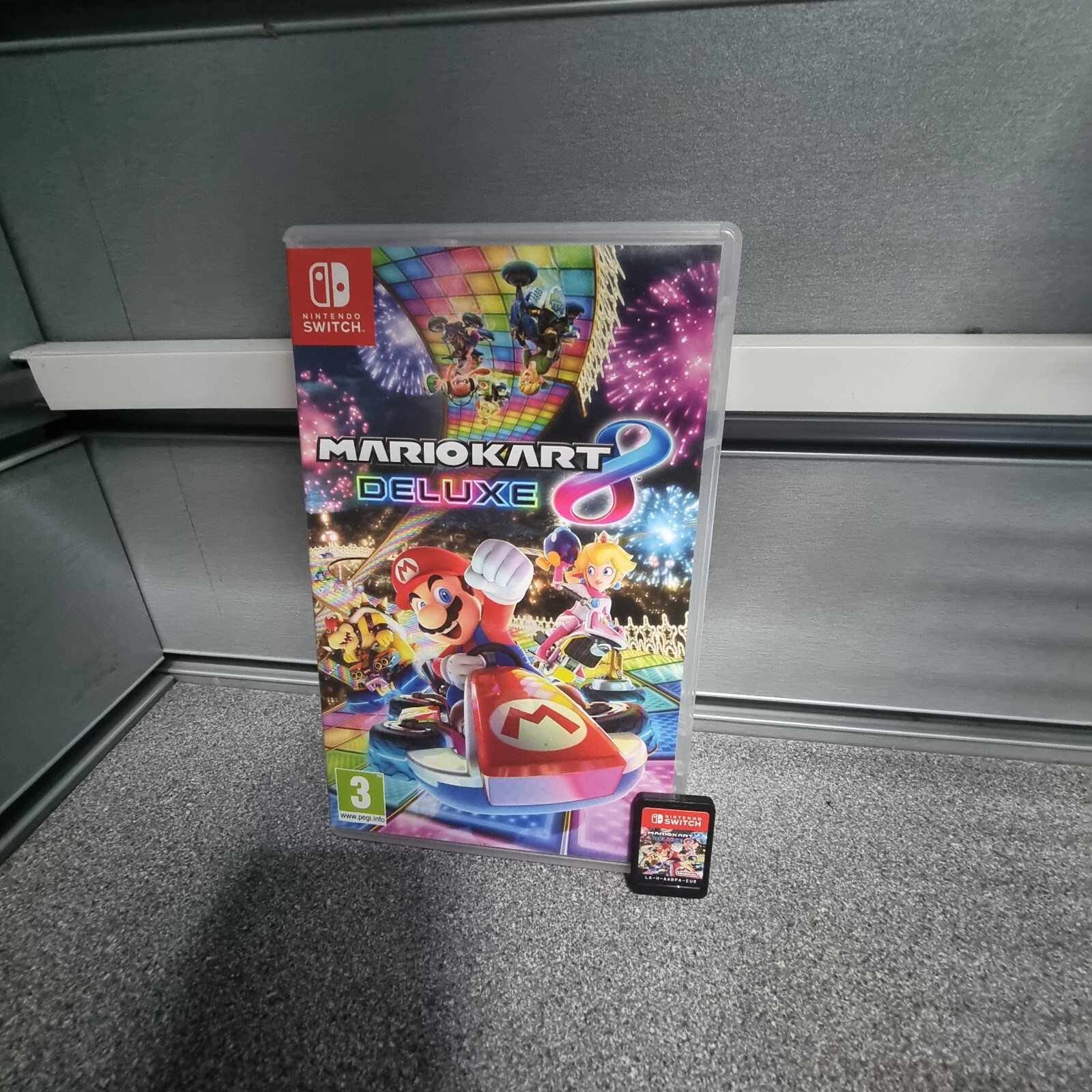 Nintendo Mario Kart 8 Deluxe (Nintendo Switch, 2017)