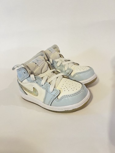 Kleinkind Nike Air Jordan 1 Mid SE "Glitter Swoosh" blau/weiß Turnschuhe Größe 6C