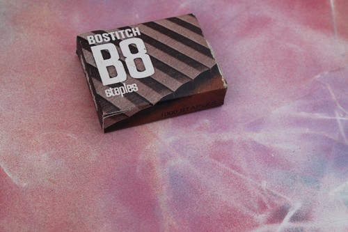 Caja de grapas Bostitch B8 vintage, 1000 grapas de oficina ¡ENVÍO GRATUITO! - Imagen 2 de 7