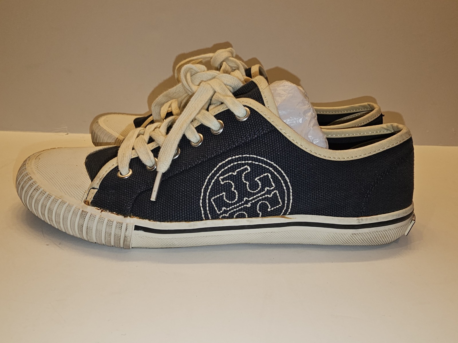 Tory Burch Clasdic Sneakers  Navy Blue And White Size 8M thumbnail 6