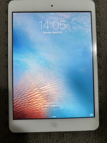 Apple iPad Mini A1432, 16 GB, Wi-Fi, White Silver F7VLWBR8F196 - Picture 1 of 5